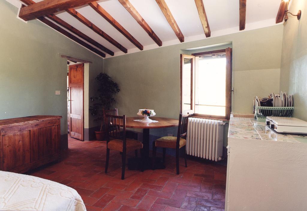 Bed and Breakfast Antica Casa "Le Rondini" Borgo a Buggiano Zimmer foto