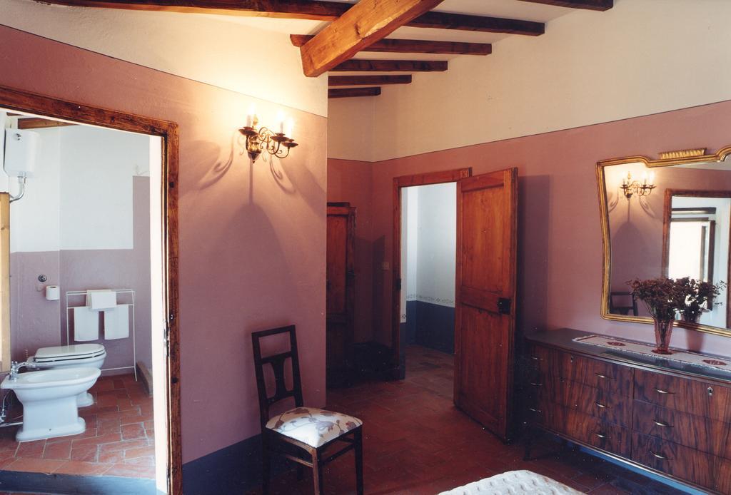 Bed and Breakfast Antica Casa "Le Rondini" Borgo a Buggiano Zimmer foto