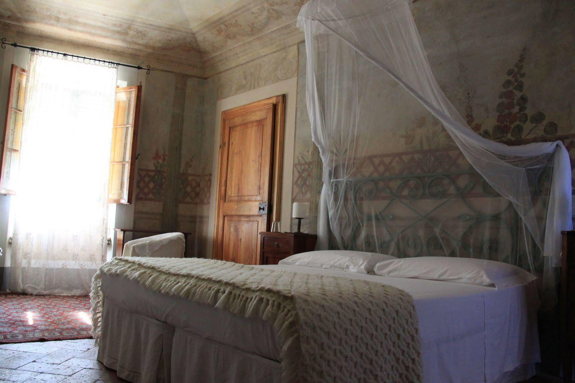 Bed and Breakfast Antica Casa "Le Rondini" Borgo a Buggiano Exterior foto