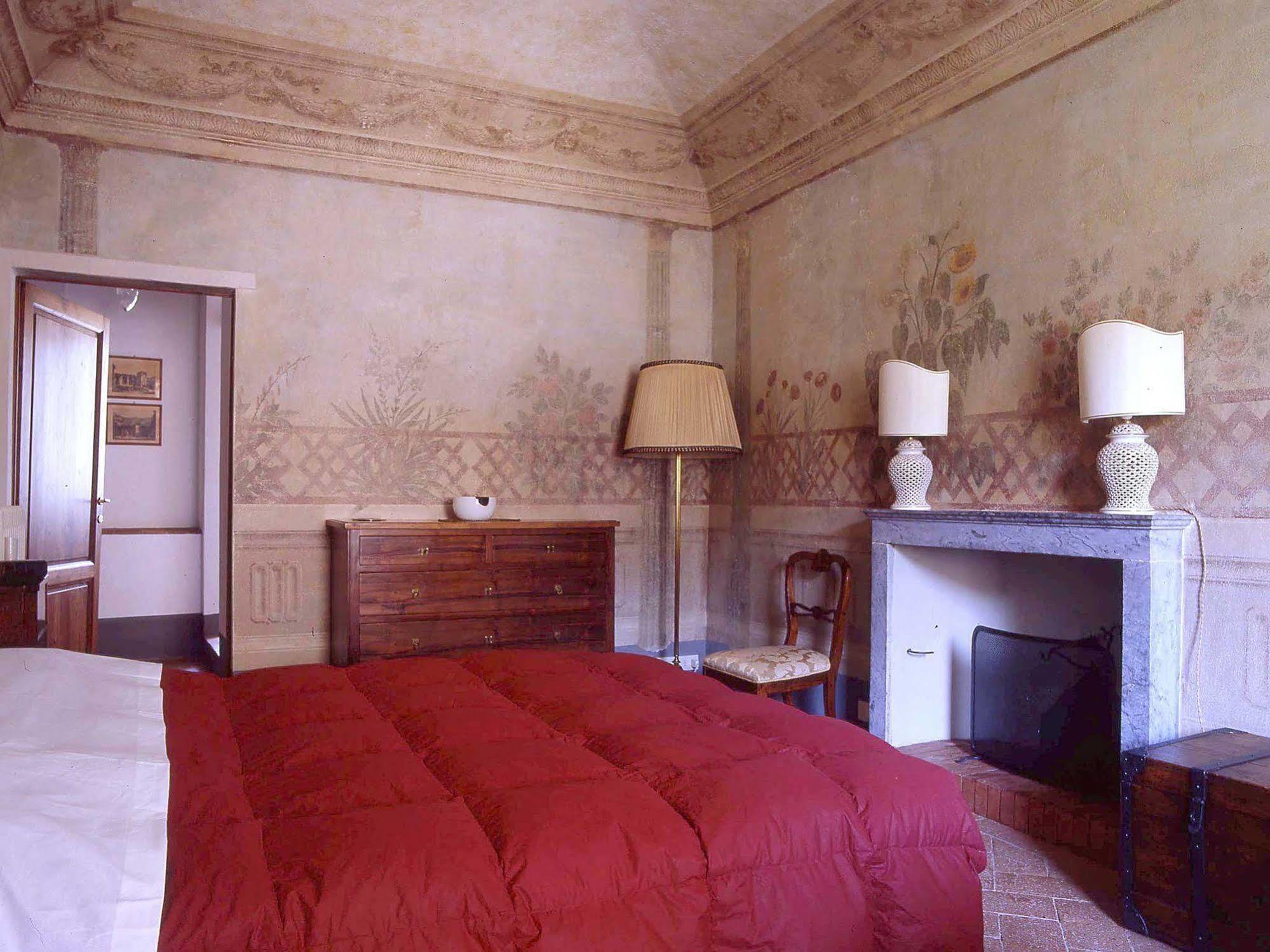 Bed and Breakfast Antica Casa "Le Rondini" Borgo a Buggiano Exterior foto