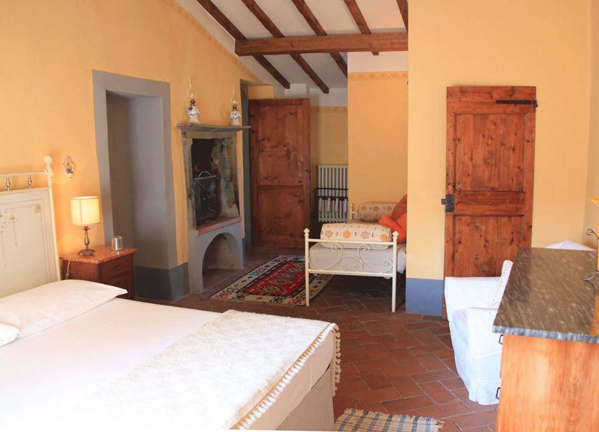 Bed and Breakfast Antica Casa "Le Rondini" Borgo a Buggiano Exterior foto